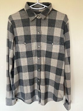 Faherty Black & Cream Plaid Button-Down Shirt Jacket